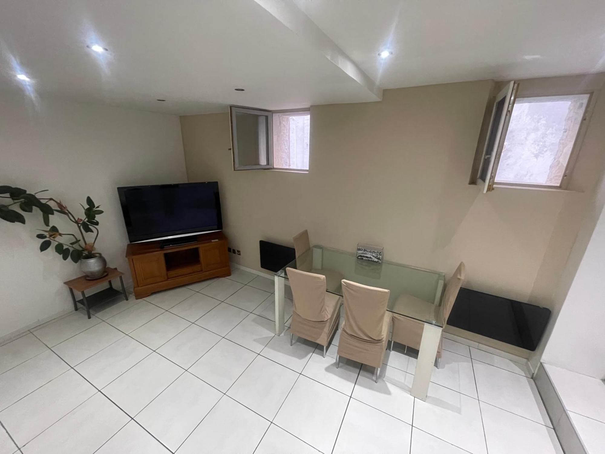 Tres Bel Appartement Pres De Montpellier Жиньяк Экстерьер фото